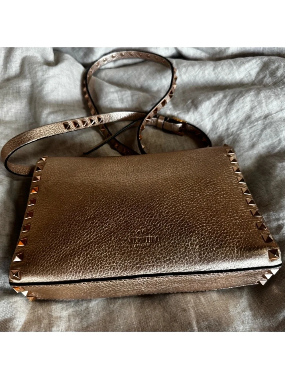 Valentino crossbody never rose